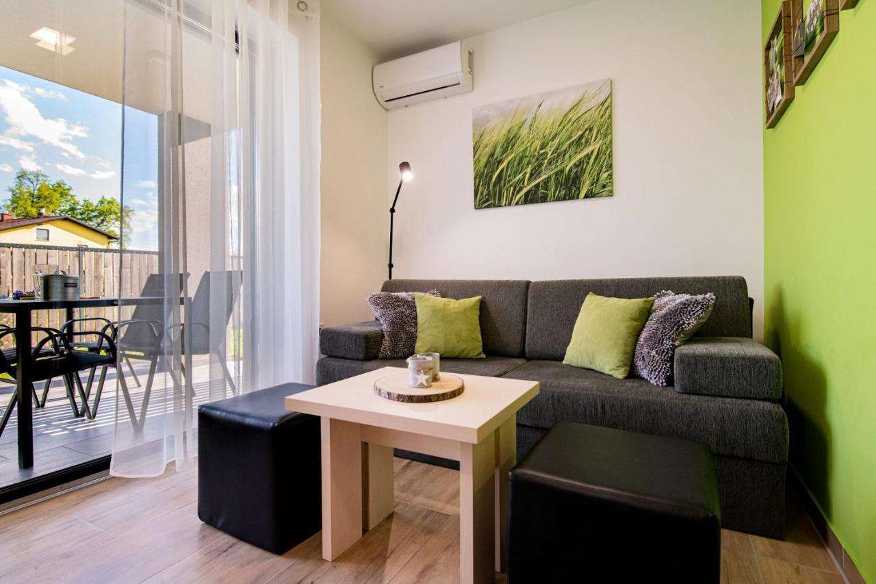 Apartmaji Banonia " Poletni Vetrc " Бановці Екстер'єр фото