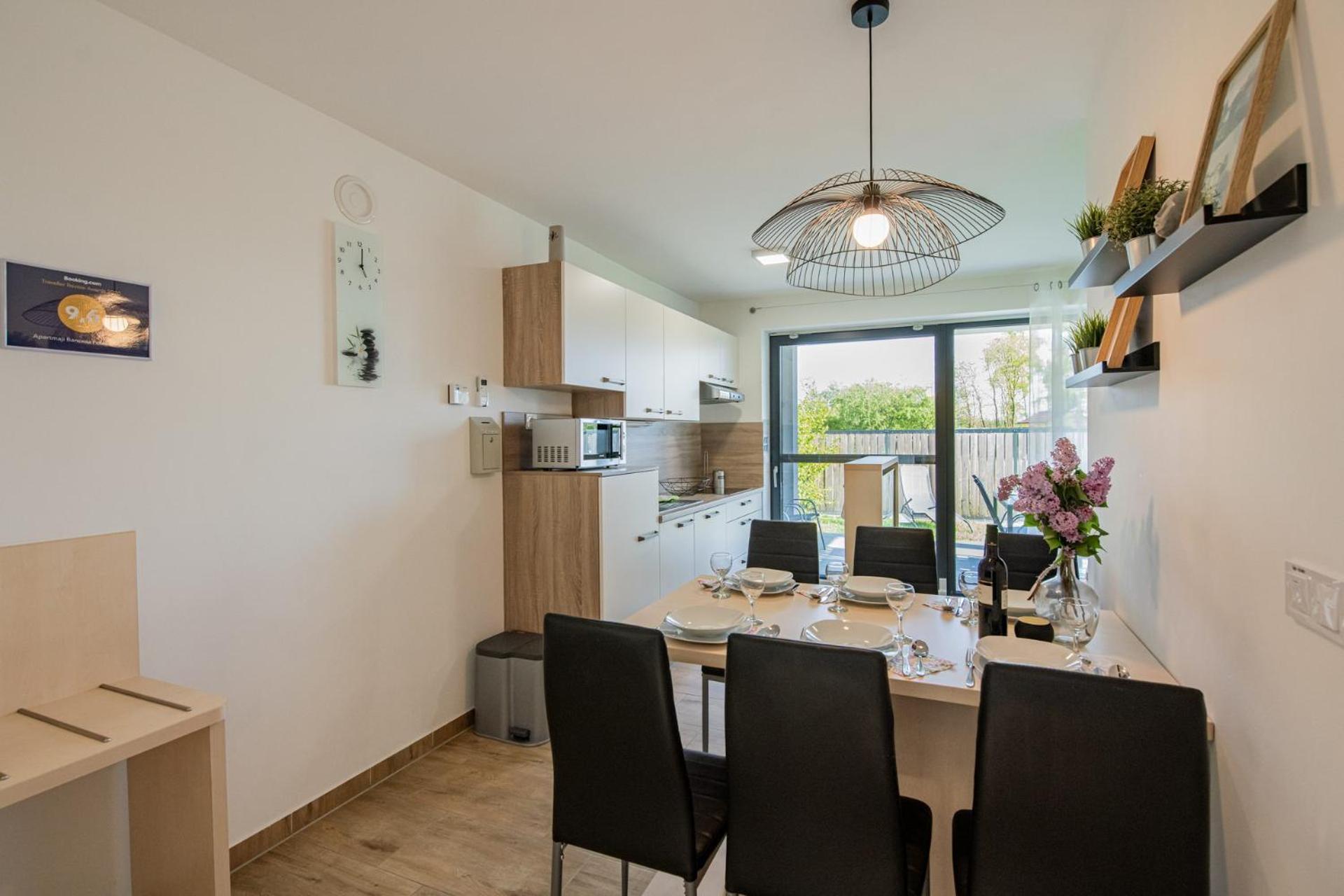 Apartmaji Banonia " Poletni Vetrc " Бановці Екстер'єр фото